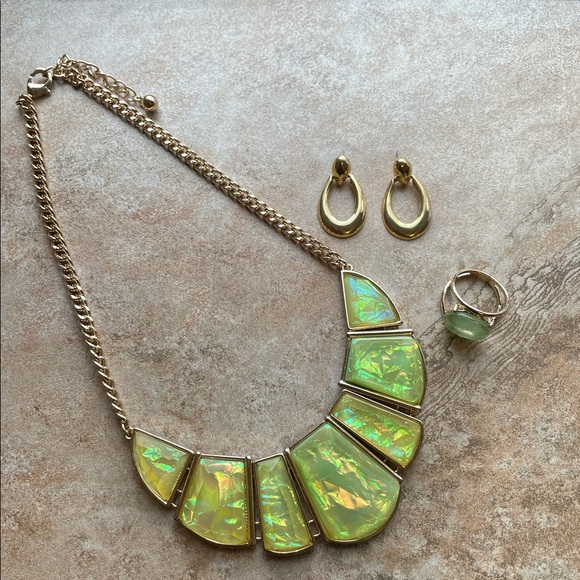 Jewelry Bundle Necklace Earrings Ring - Picture 4 of 6